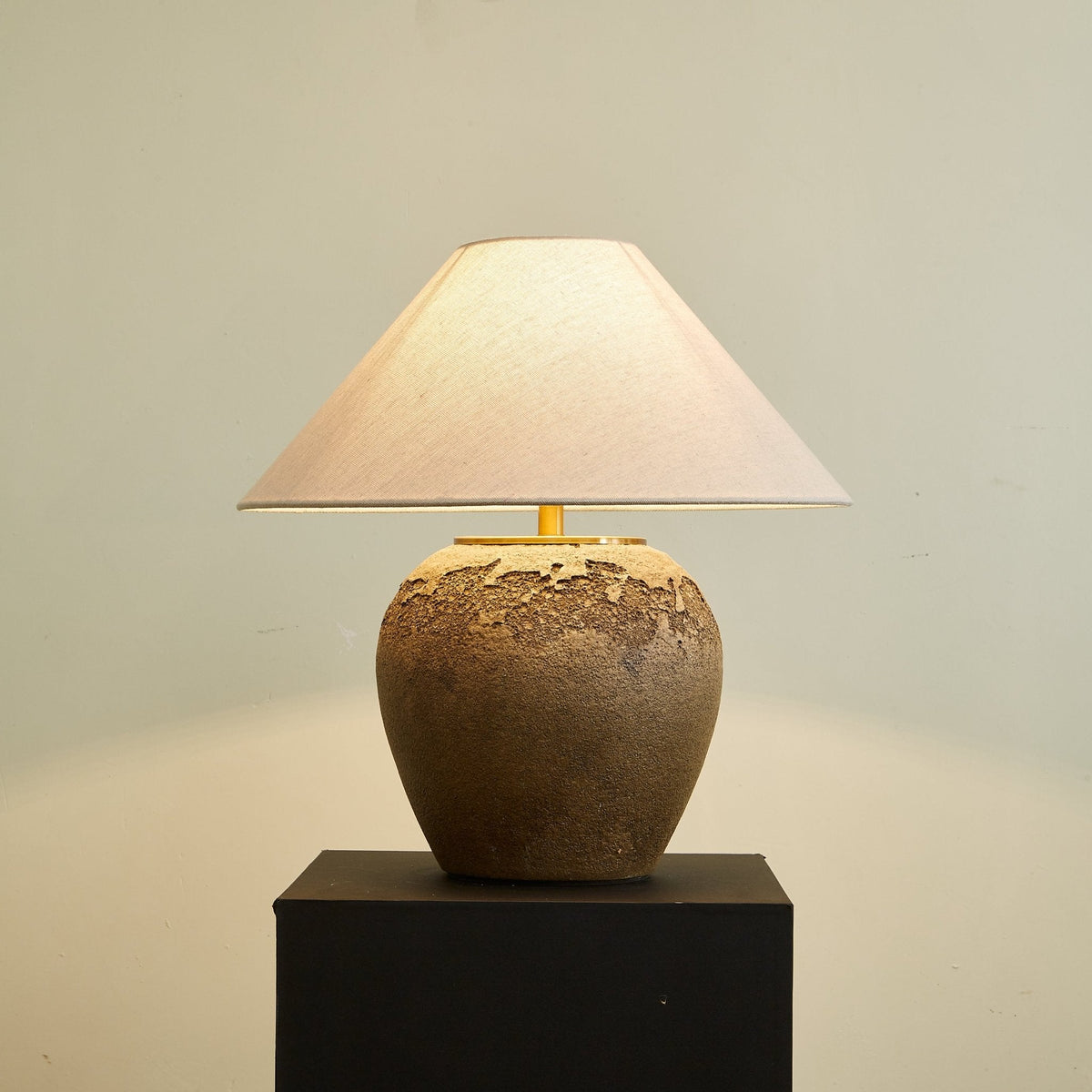 Enid nowoczesna lampa stołowa z ceramiki
