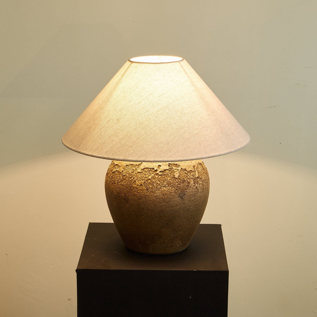 Enid nowoczesna lampa stołowa z ceramiki