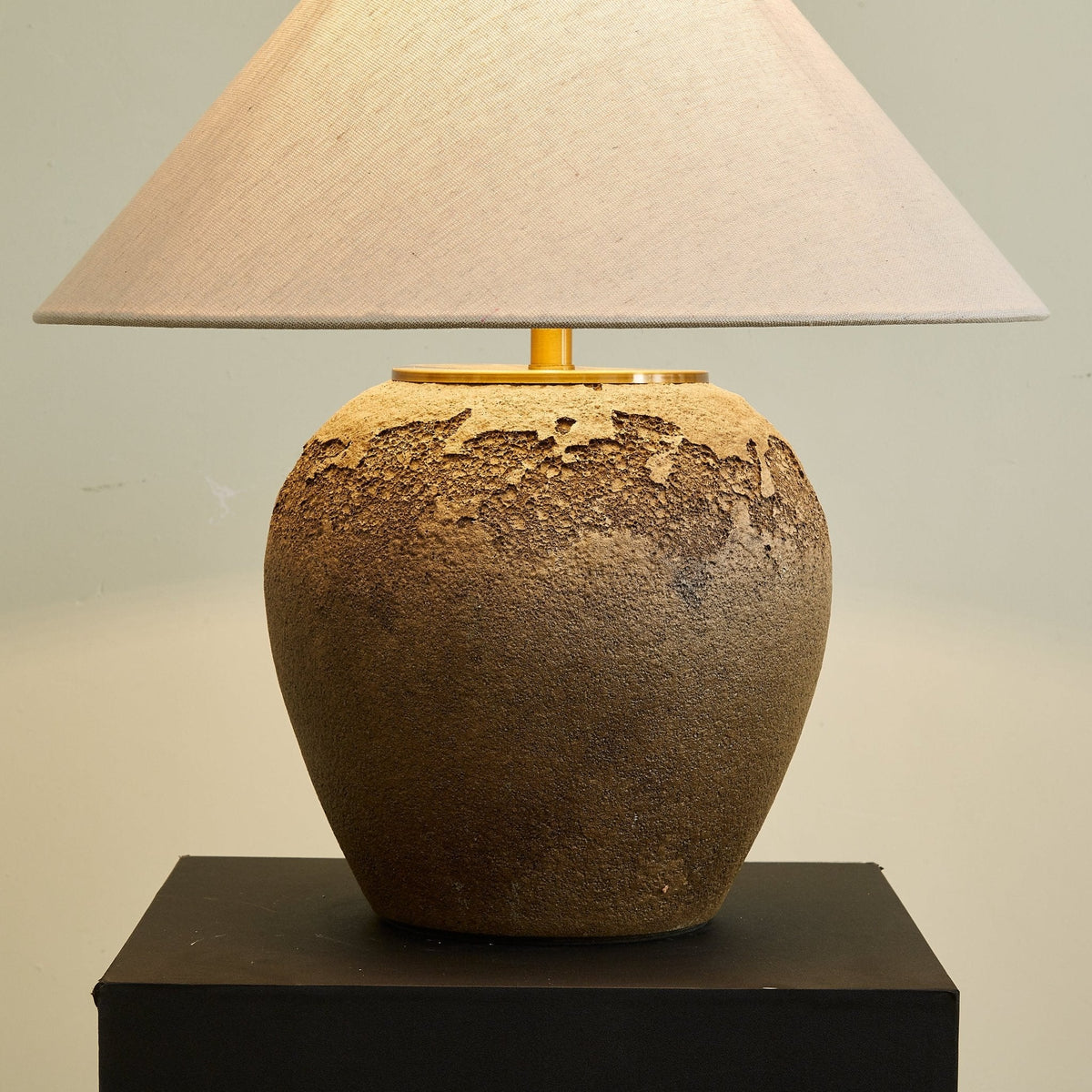 Enid nowoczesna lampa stołowa z ceramiki