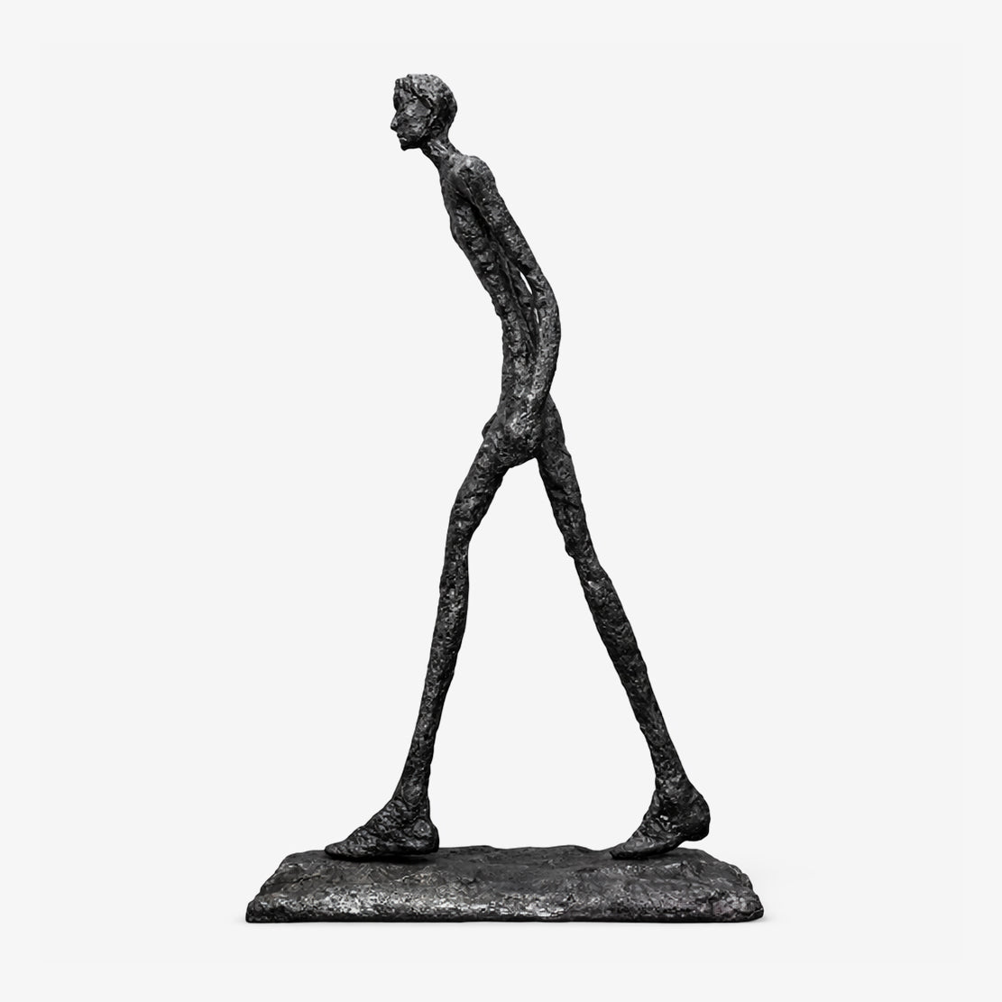 Avenerena figura rzeźbiarska w ruchu