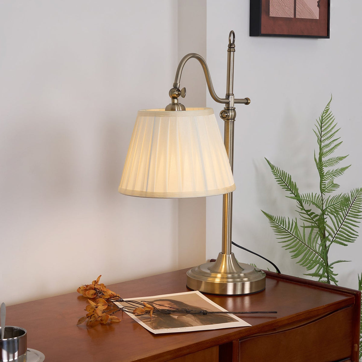 Avenuora vintage lampa stołowa