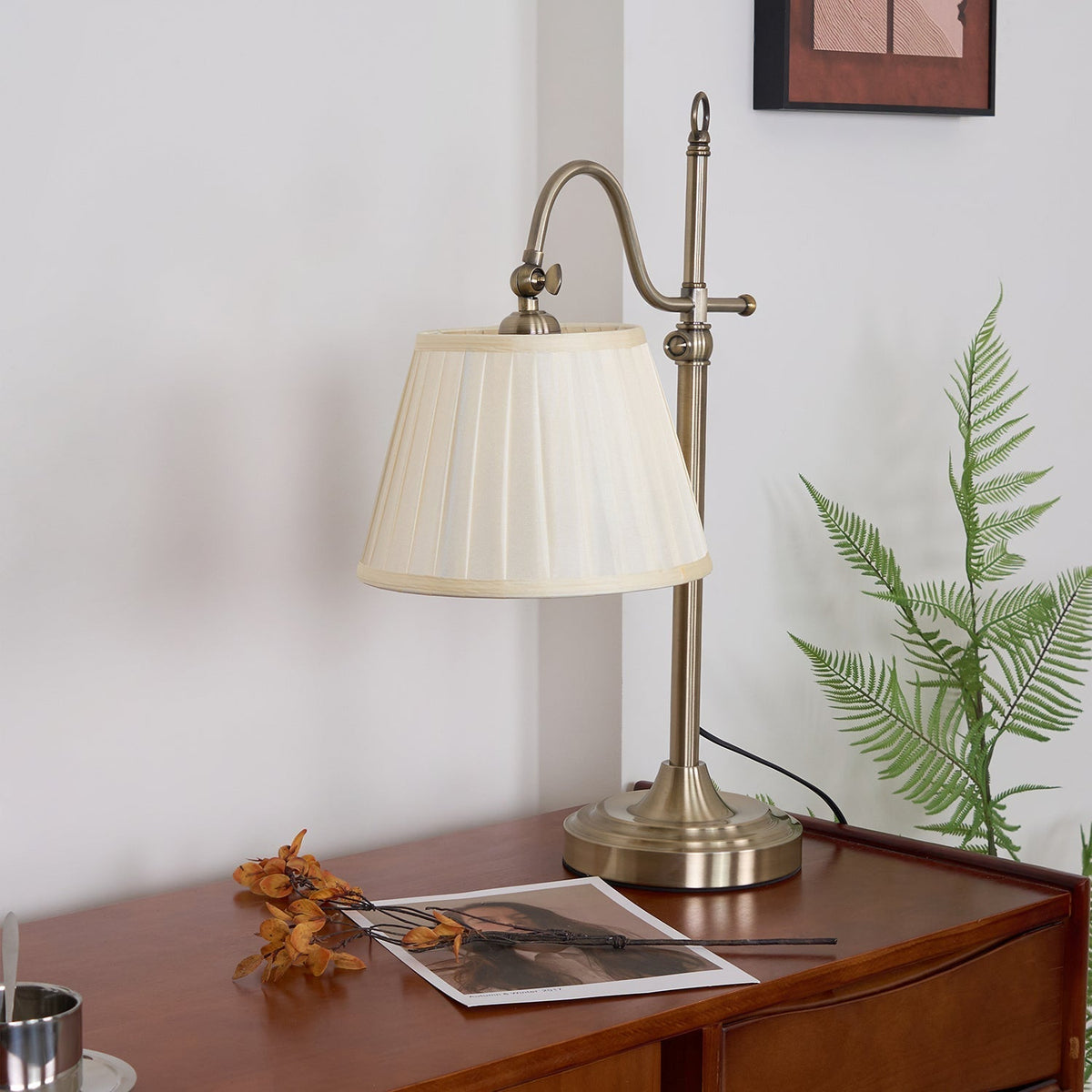 Avenuora vintage lampa stołowa