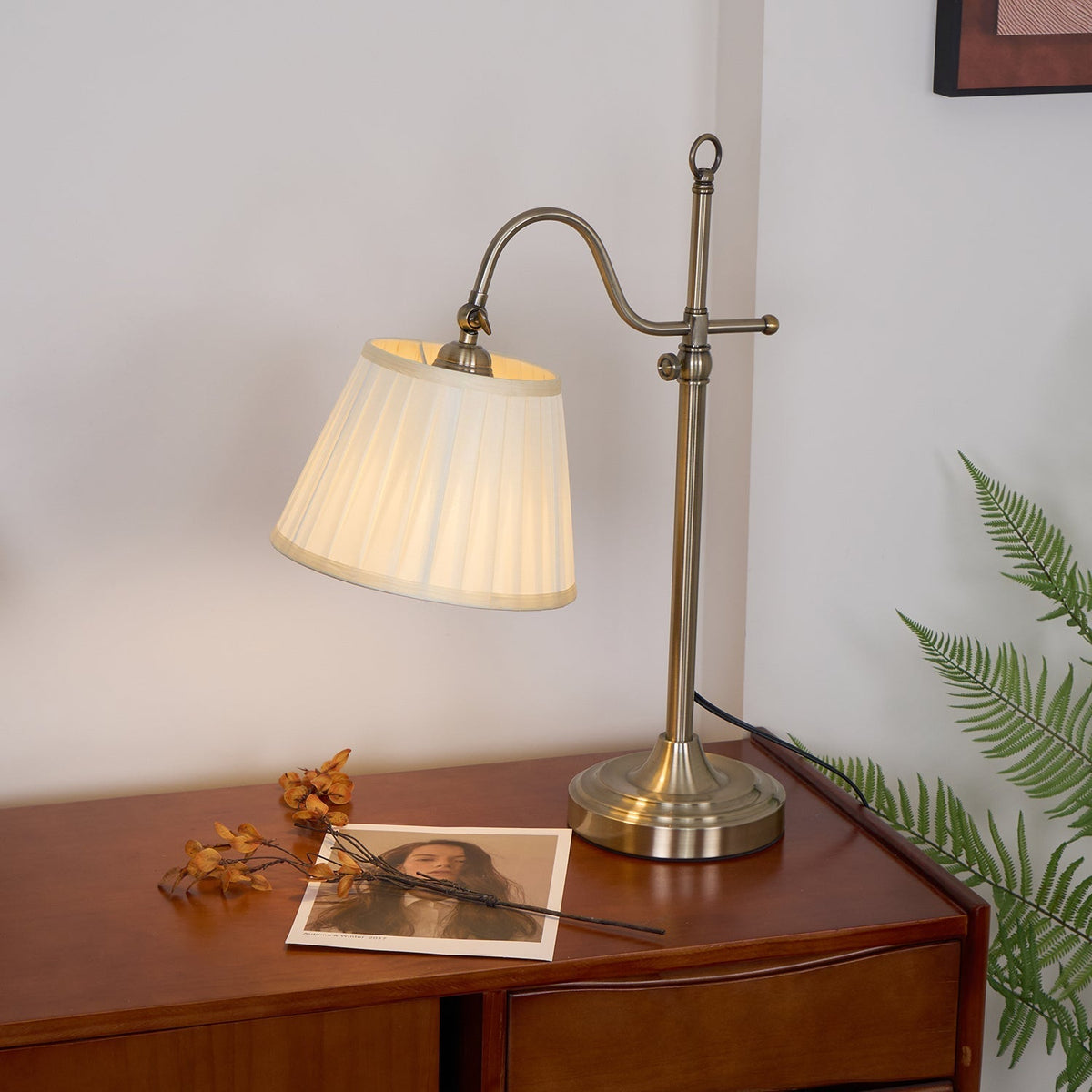 Avenuora vintage lampa stołowa