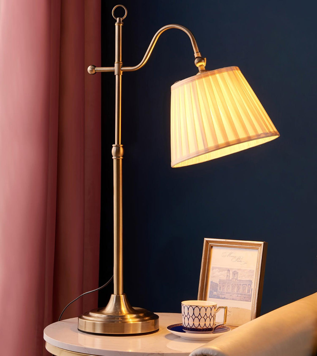 Avenuora vintage lampa stołowa