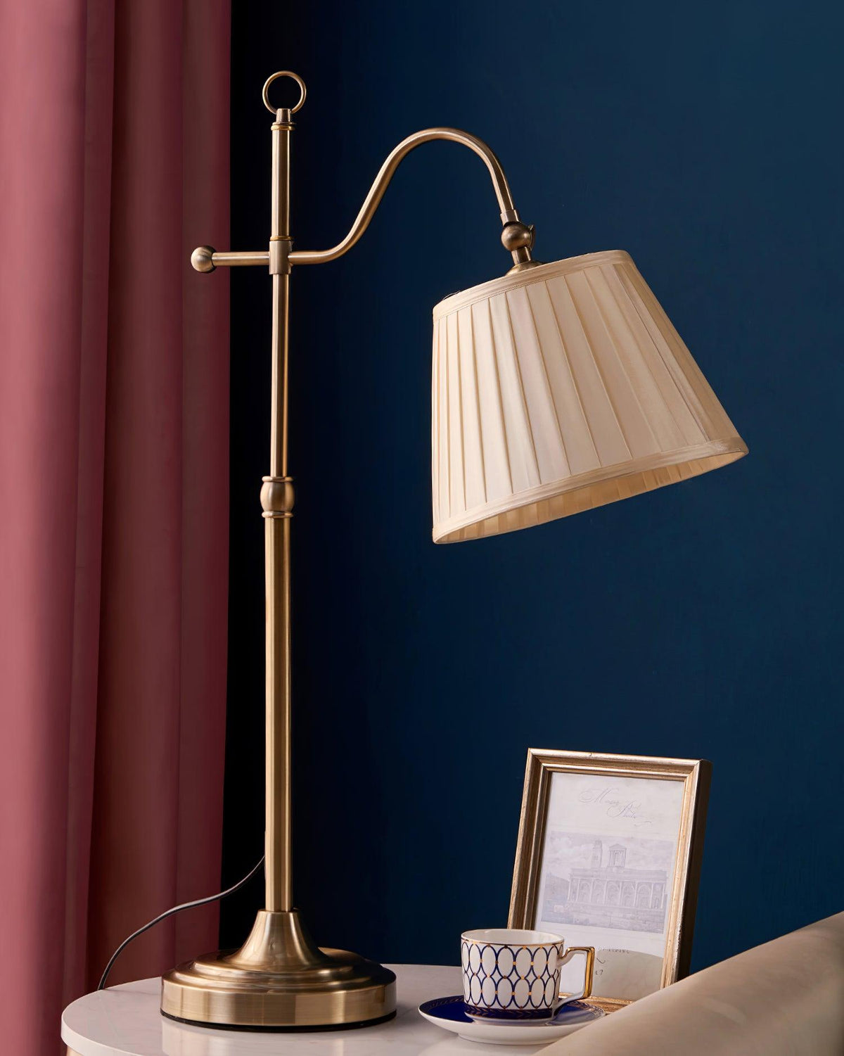 Avenuora vintage lampa stołowa