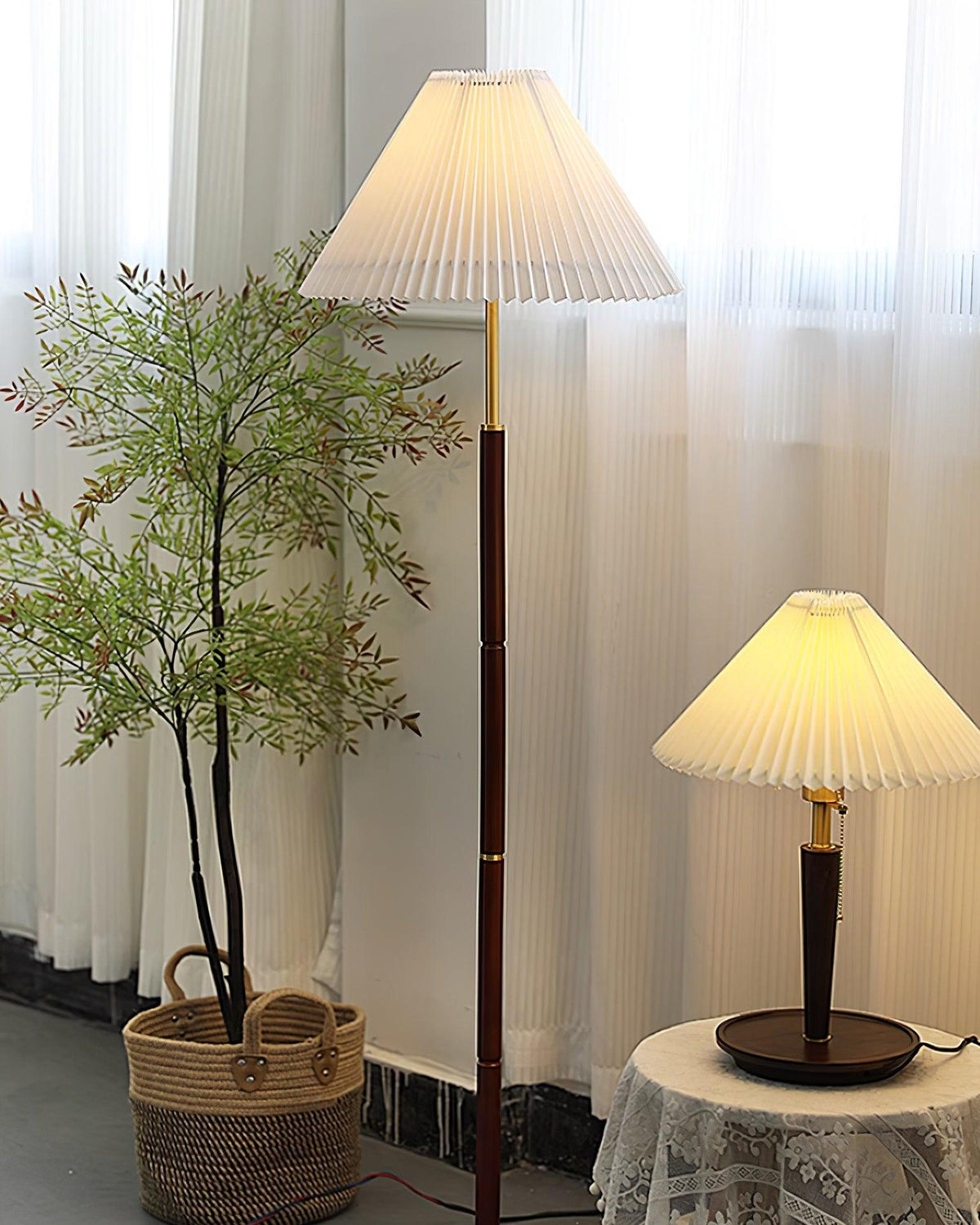 Virairine zewnętrzna lampa stojąca