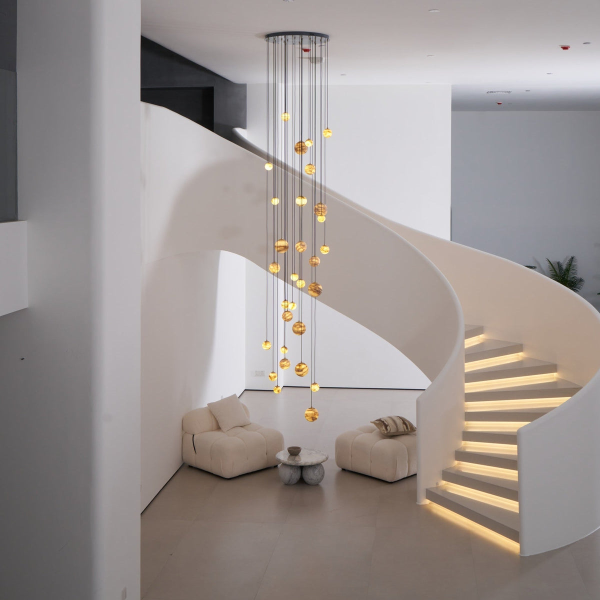 LUX Alabaster Cluster żyrandol schodowy