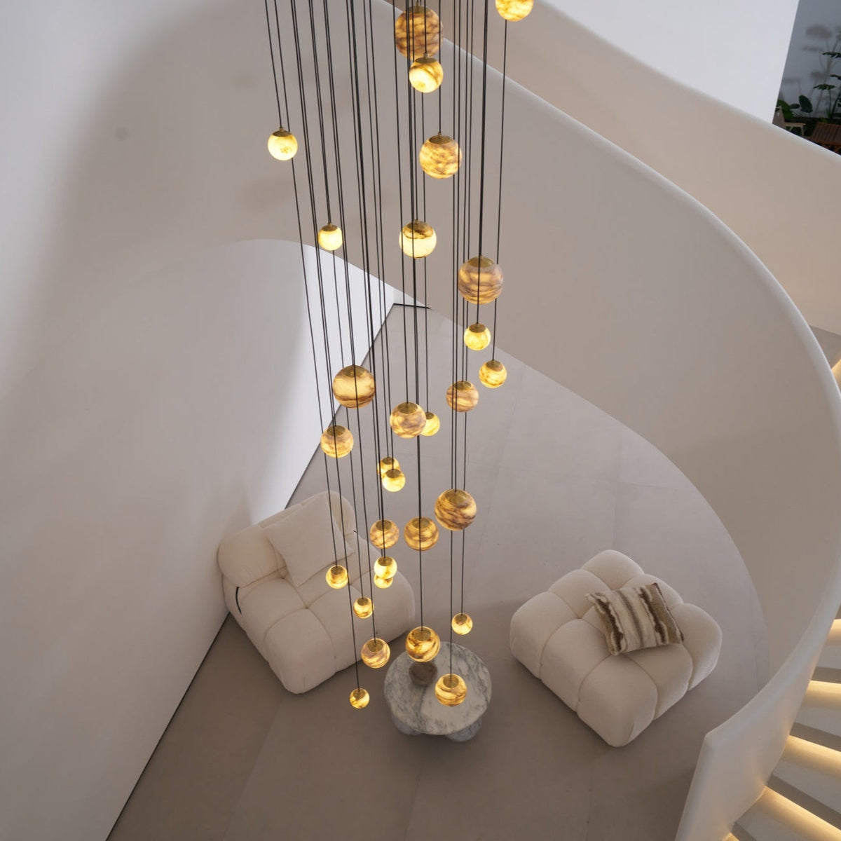 LUX Alabaster Cluster żyrandol schodowy