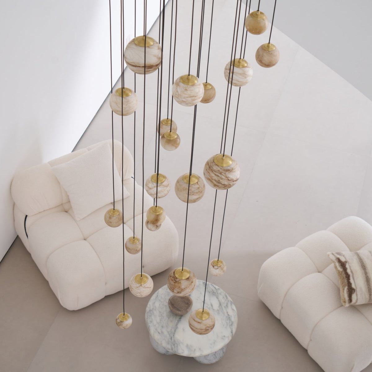 LUX Alabaster Cluster żyrandol schodowy