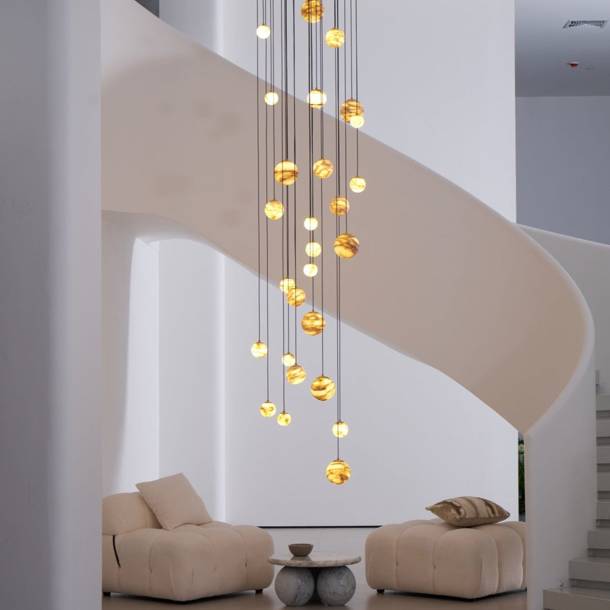 LUX Alabaster Cluster żyrandol schodowy