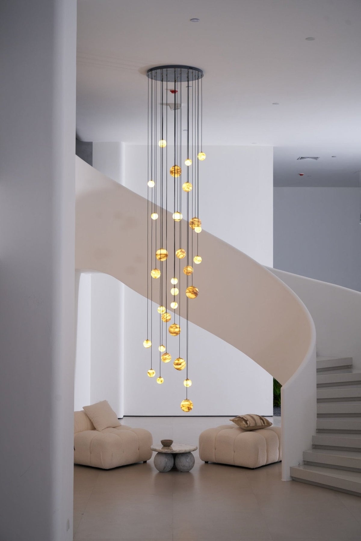 LUX Alabaster Cluster żyrandol schodowy