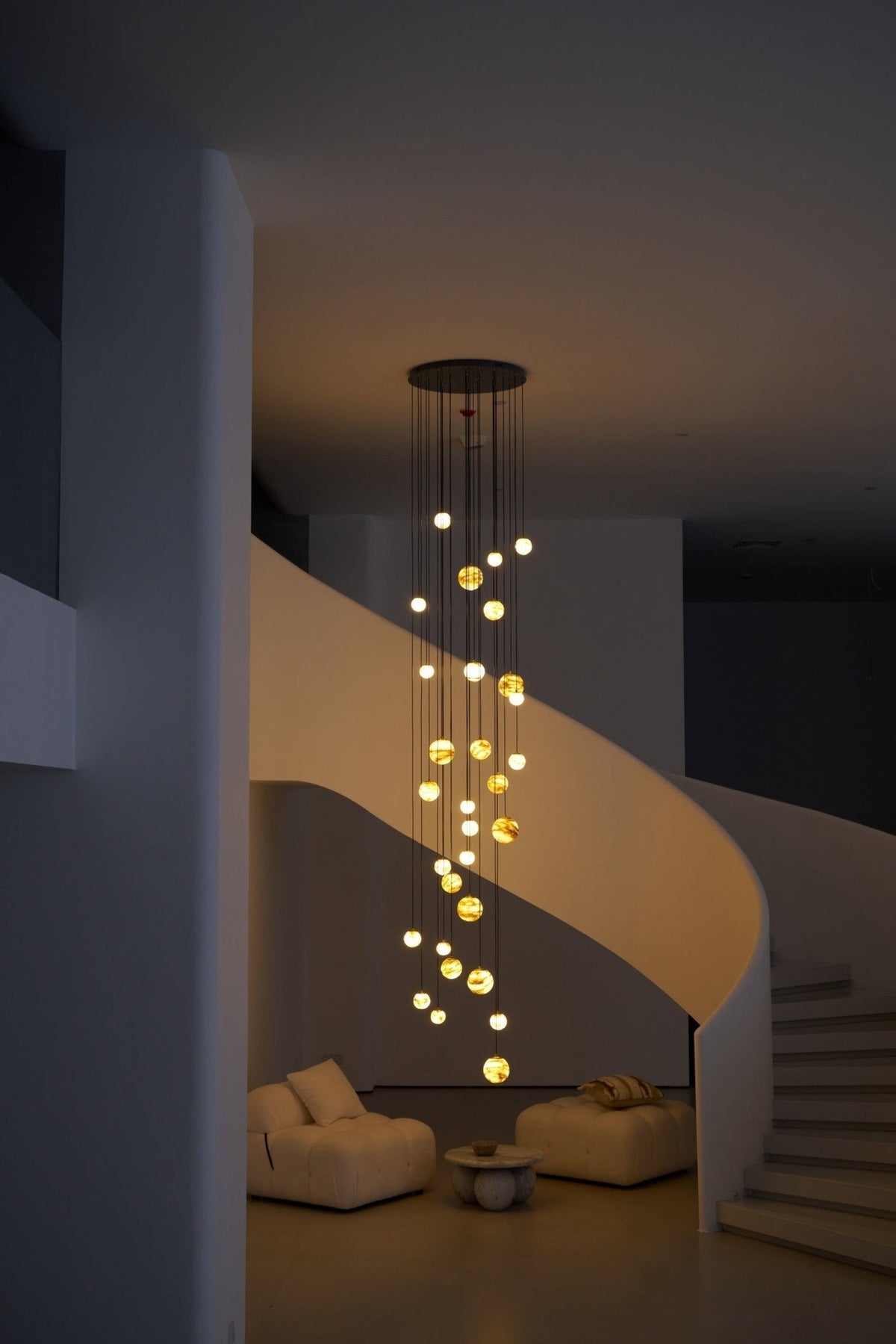 LUX Alabaster Cluster żyrandol schodowy