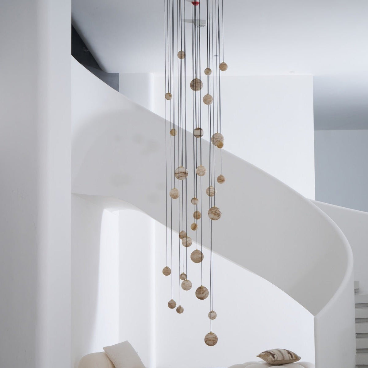 LUX Alabaster Cluster żyrandol schodowy