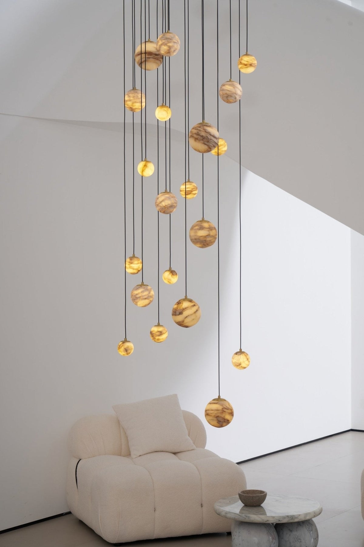 LUX Alabaster Cluster żyrandol schodowy