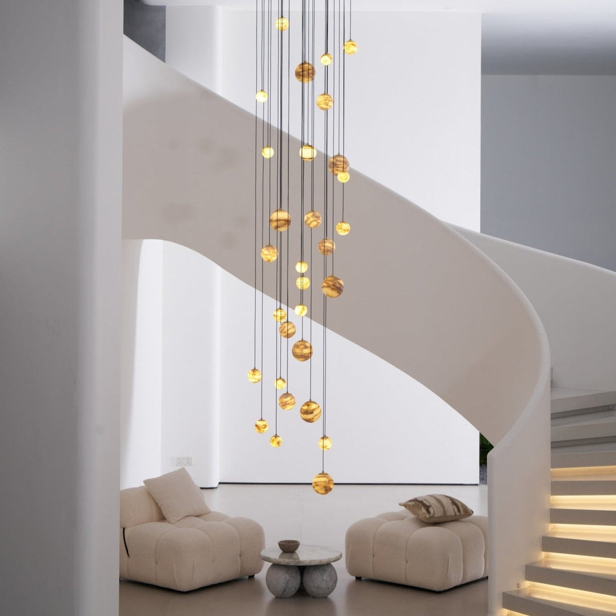 LUX Alabaster Cluster żyrandol schodowy