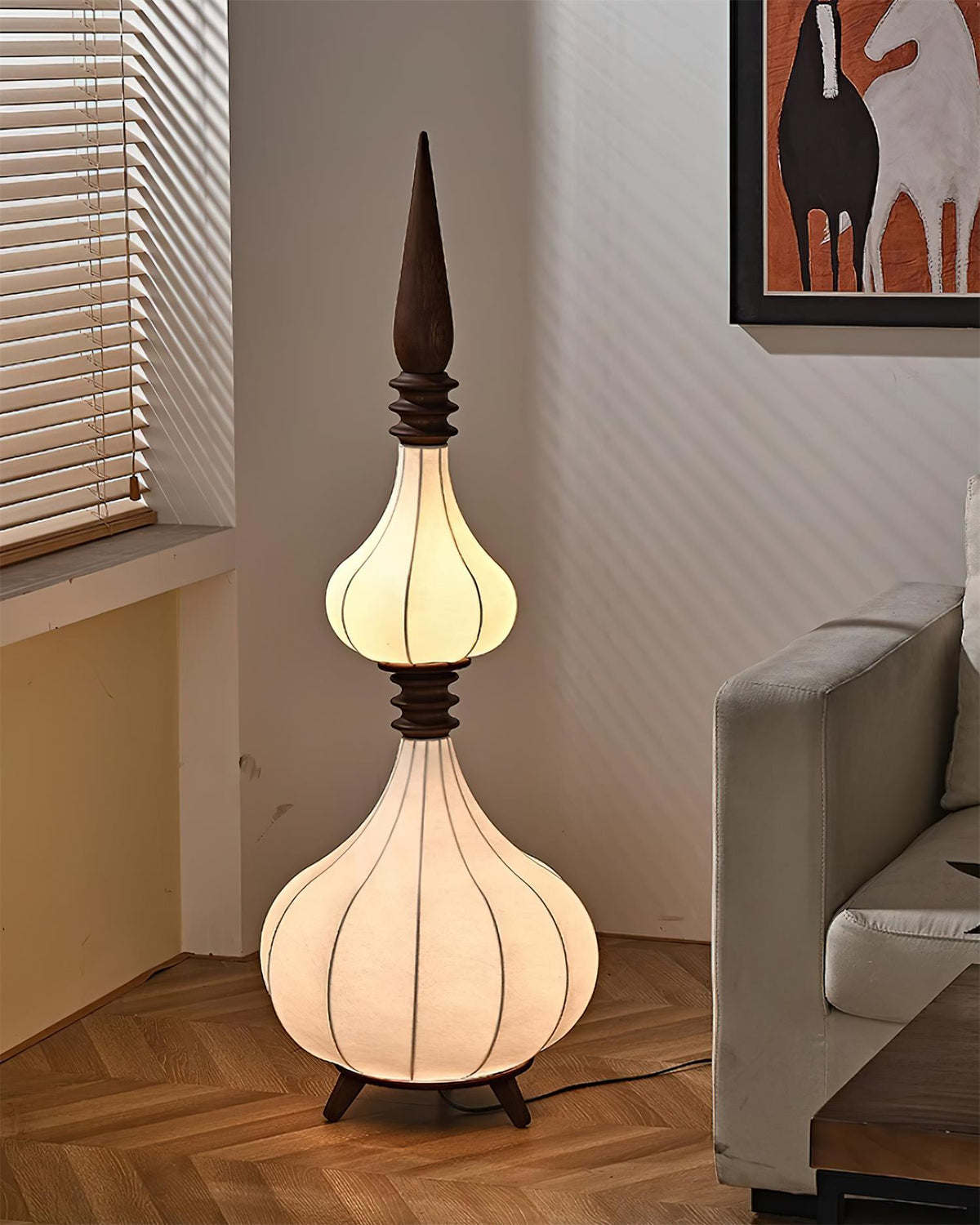 Pagoda lampa stojąca
