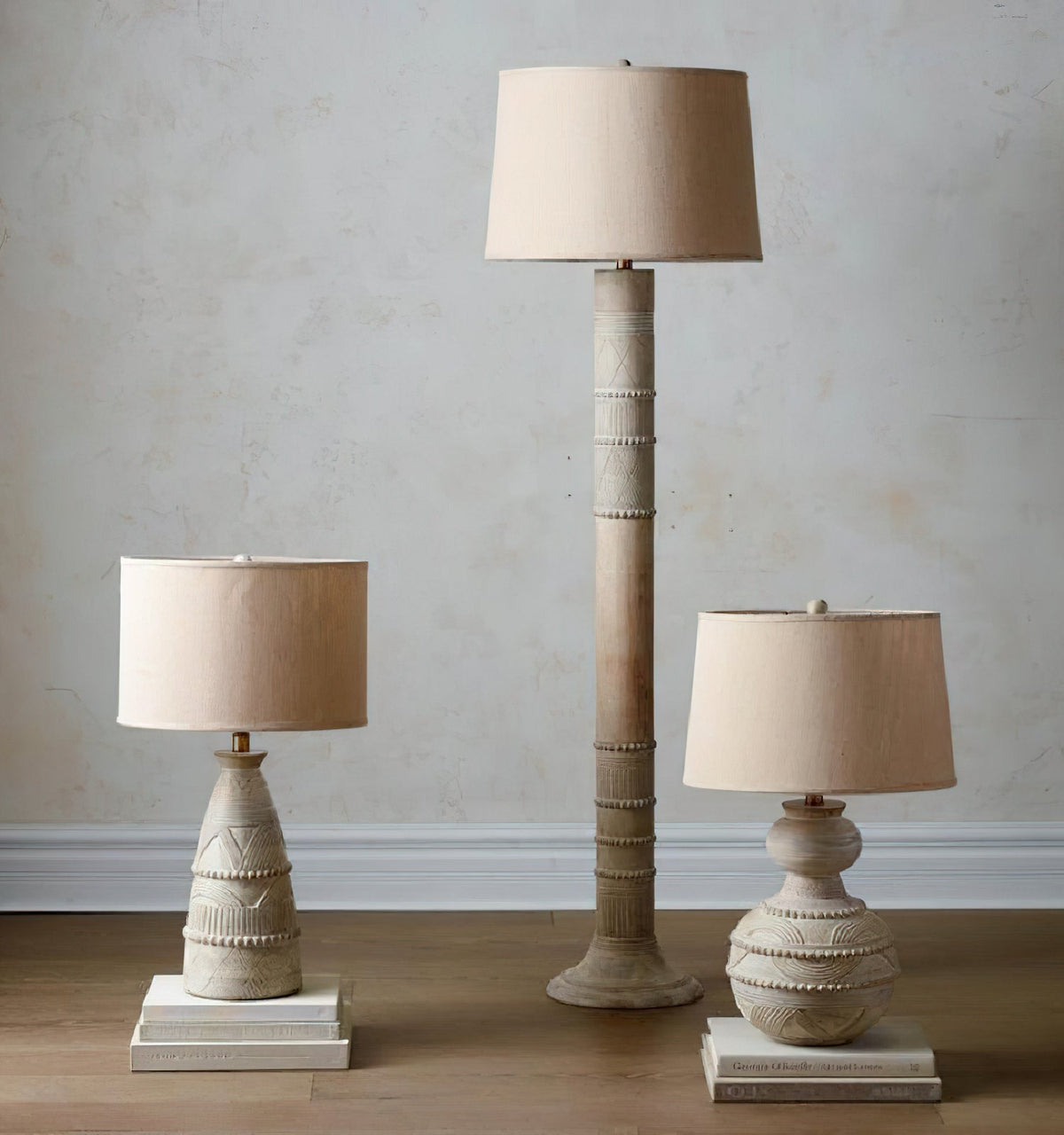 Eldon rustykalna lampa stojąca z drewna