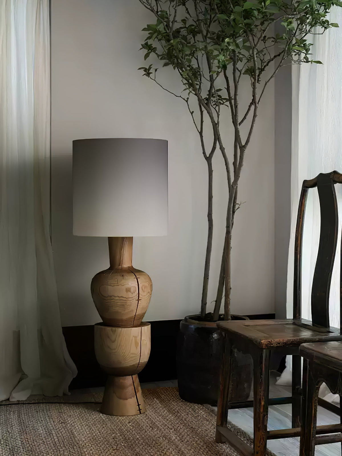 Flynis lampa stołowa z drewna