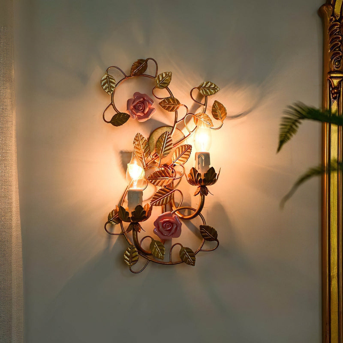 Blossom kinkiet ceramiczny w stylu vintage z różem