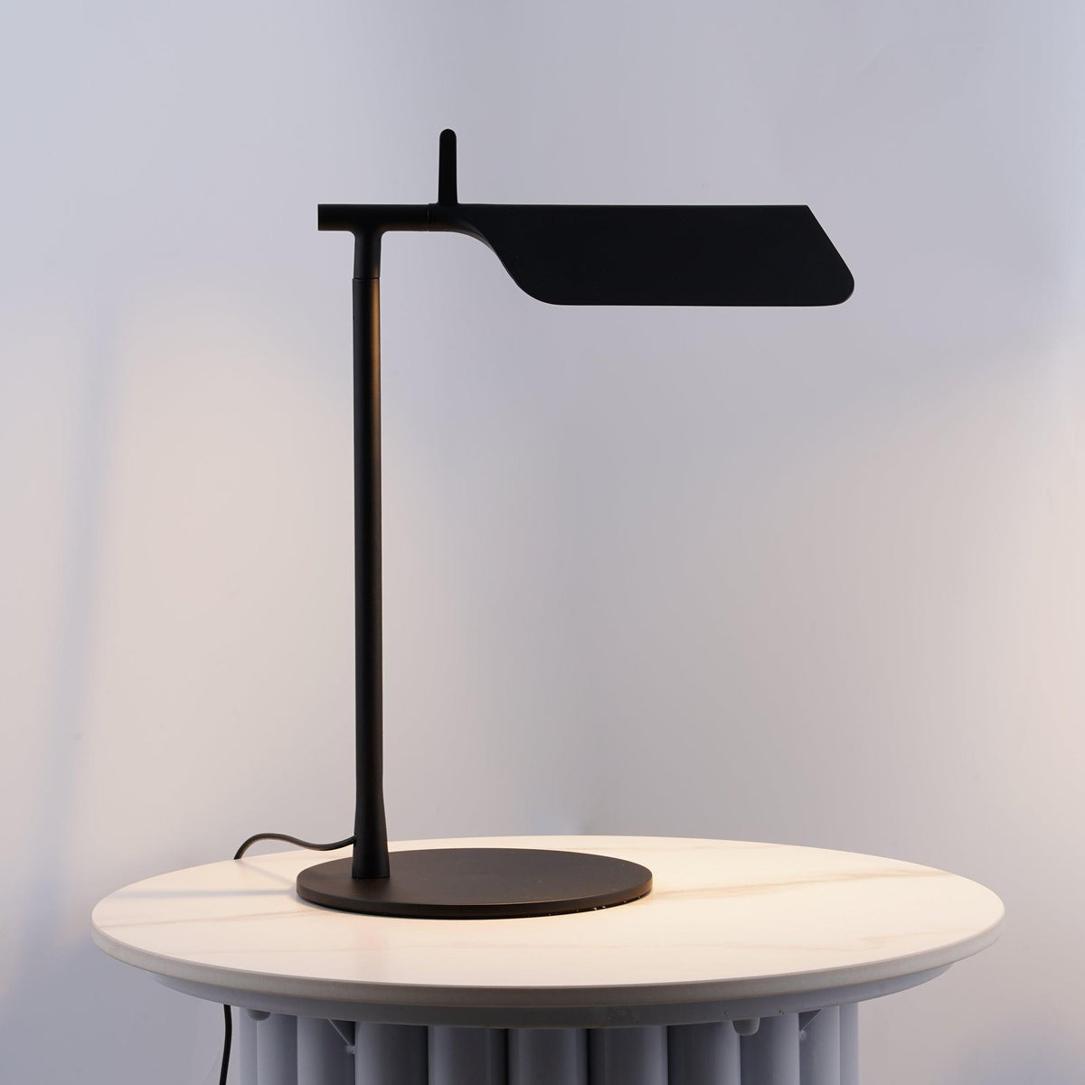Cilorn minimalistyczna lampa stołowa z akrylu