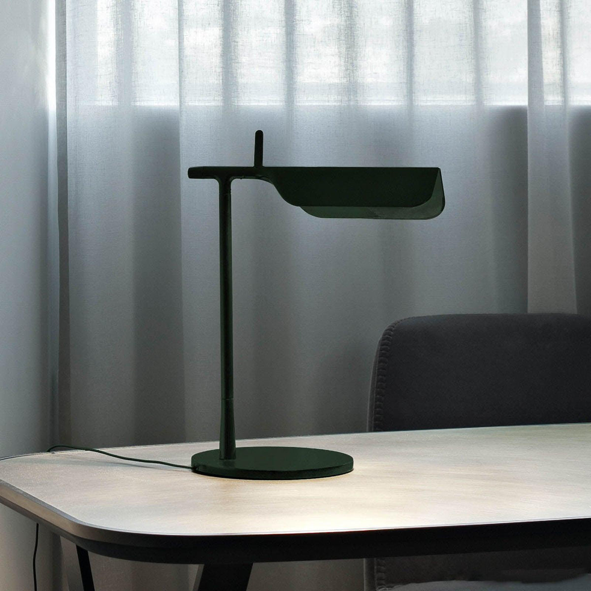 Cilorn minimalistyczna lampa stołowa z akrylu