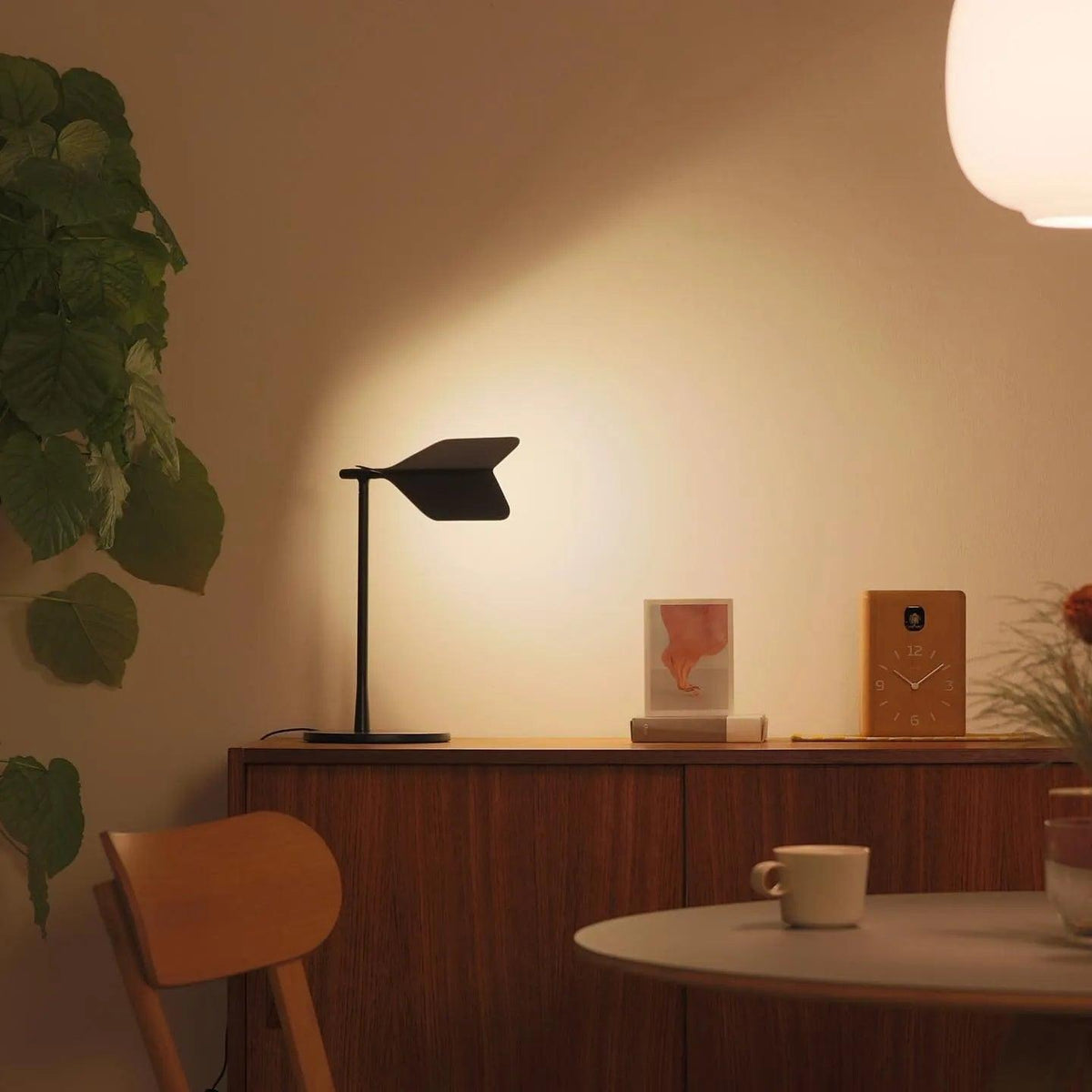 Cilorn minimalistyczna lampa stołowa z akrylu