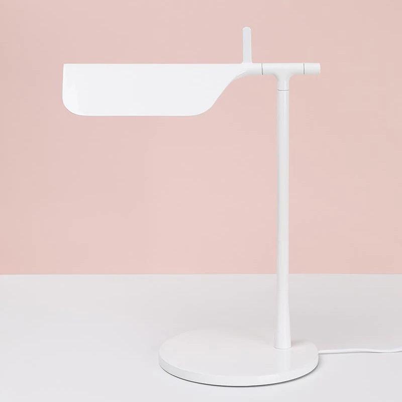 Cilorn minimalistyczna lampa stołowa z akrylu