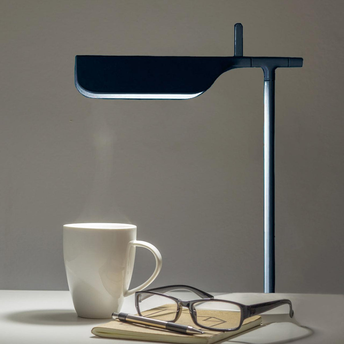 Cilorn minimalistyczna lampa stołowa z akrylu