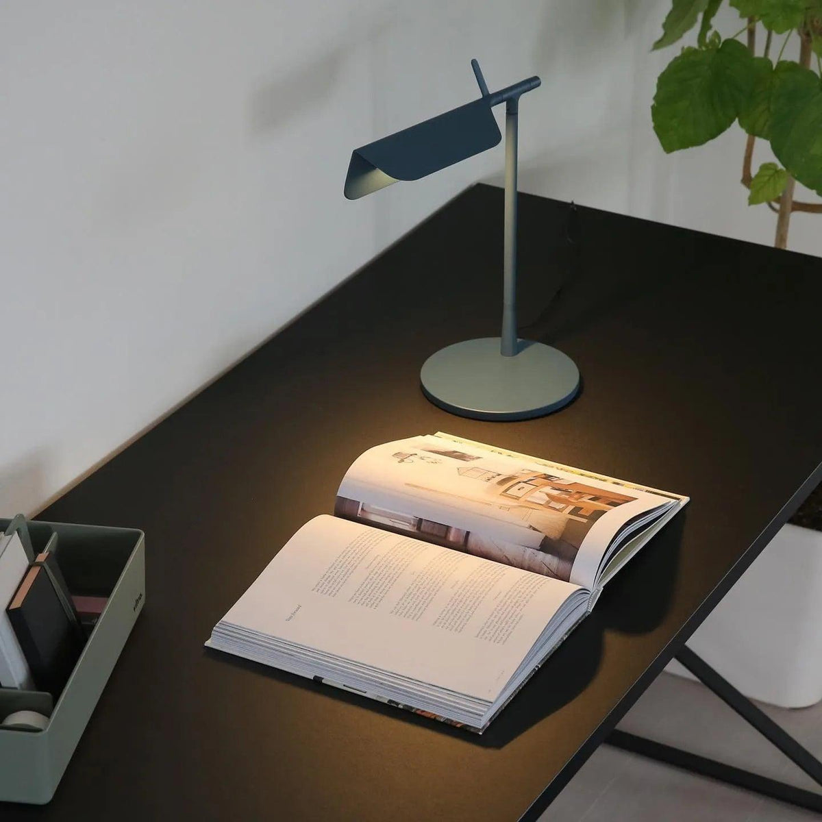Cilorn minimalistyczna lampa stołowa z akrylu