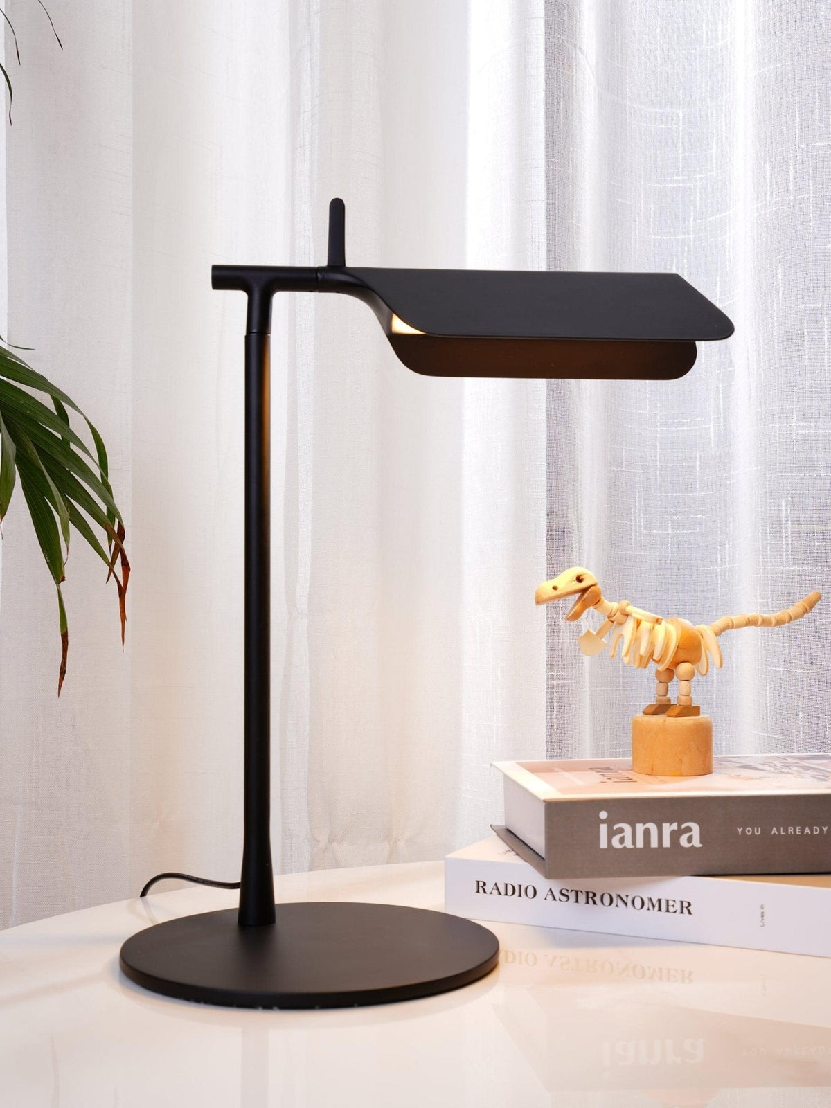Cilorn minimalistyczna lampa stołowa z akrylu