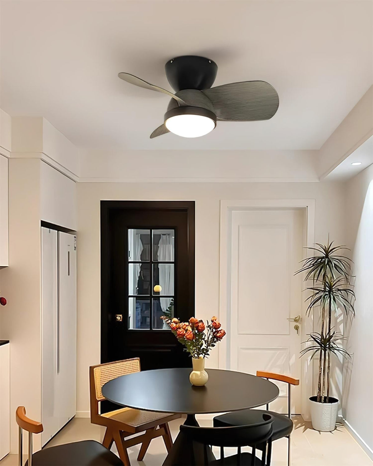 Lioraleria lampa sufitowa z wentylatorem