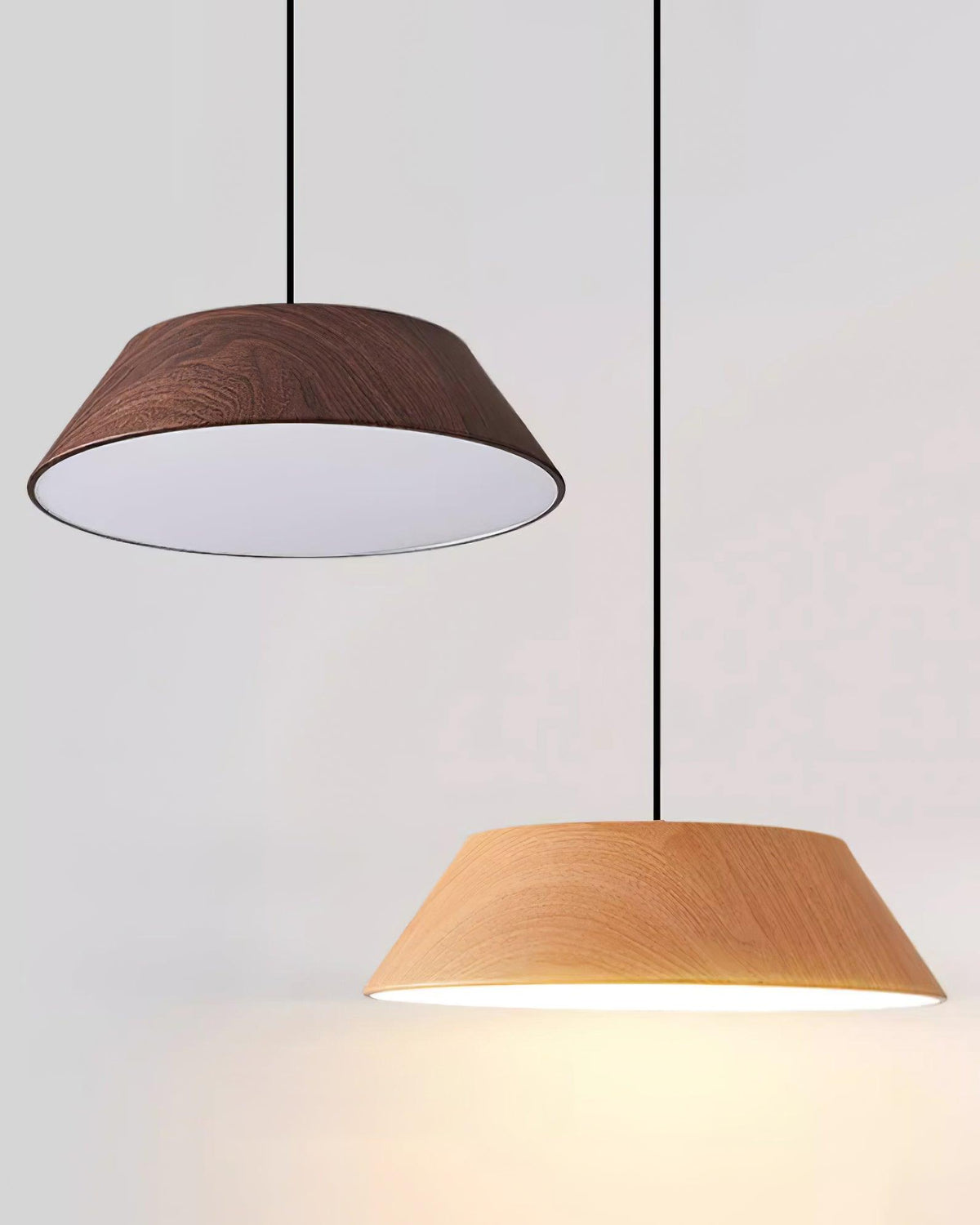 Novain lampa wisząca z fakturą drewna
