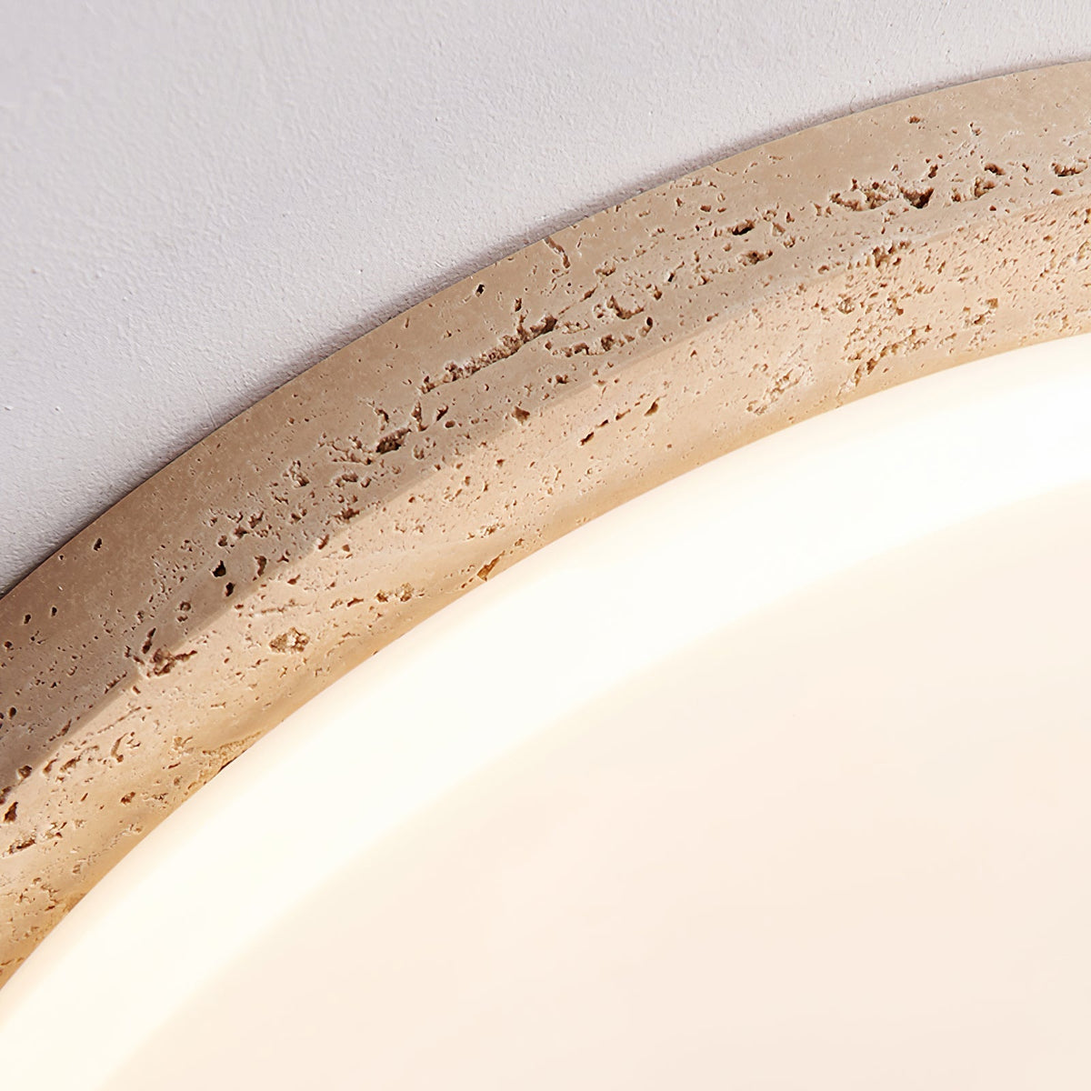Tavisella sufitowa lampa z ramą z tawerninu o gładkim brzegu