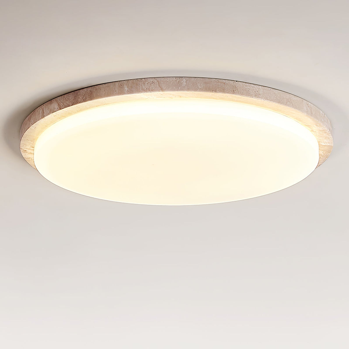 Tavisella sufitowa lampa z ramą z tawerninu o gładkim brzegu