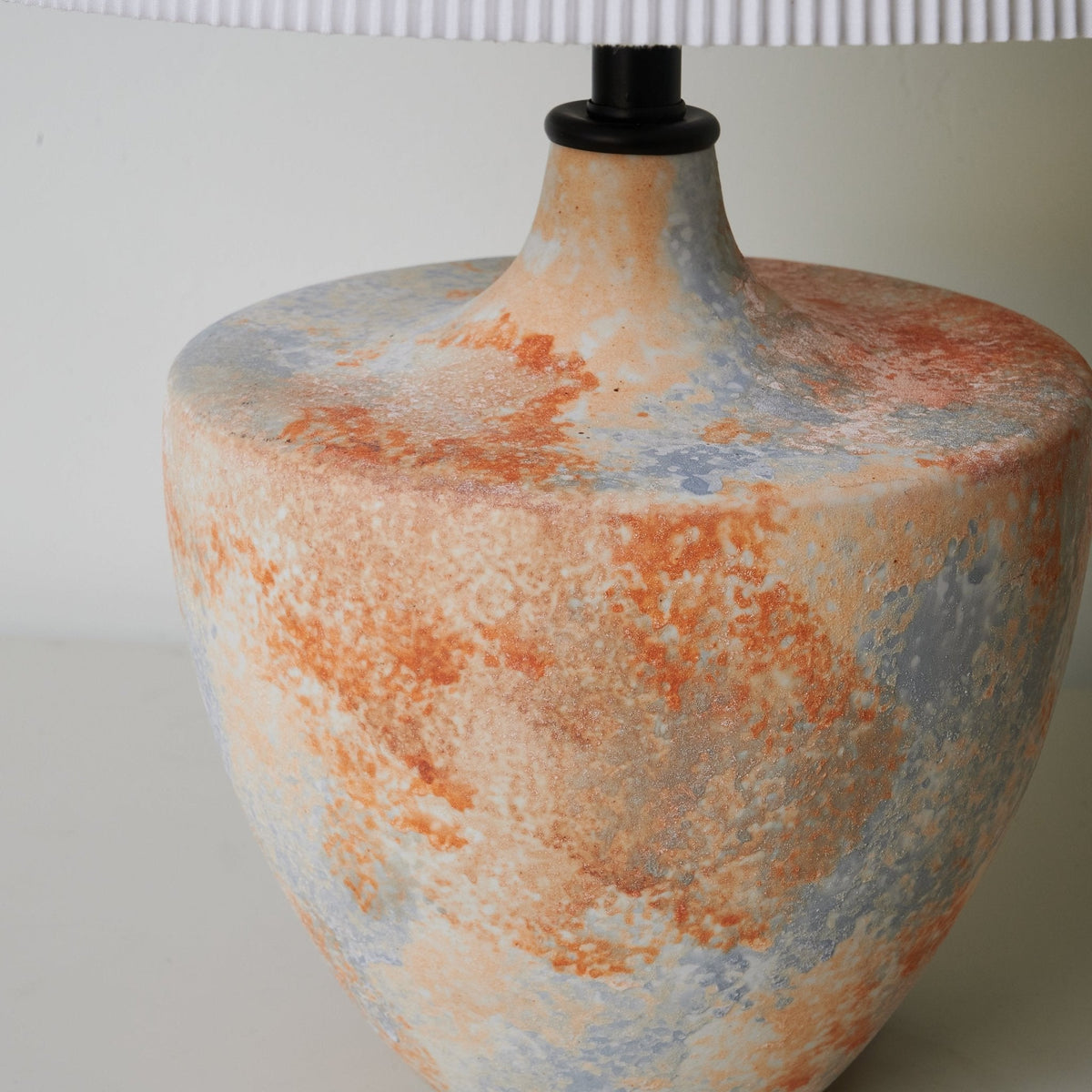 Aubrey nowoczesna lampa stołowa z ceramiką