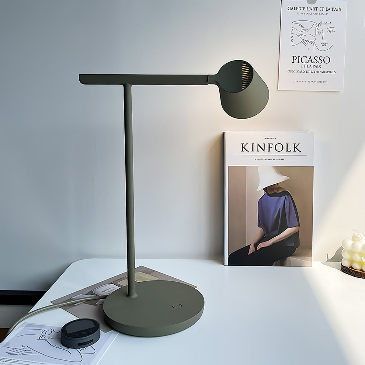 Caelthorne Core lampa stołowa