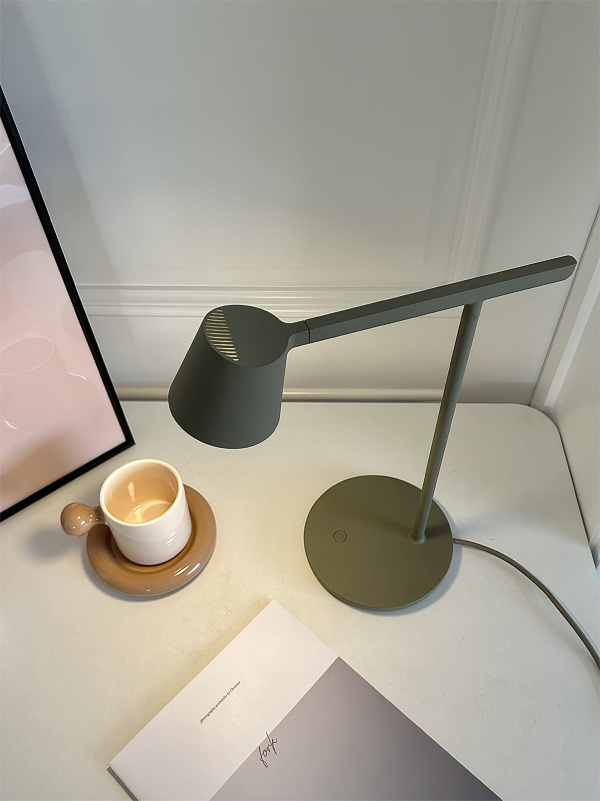Caelthorne Core lampa stołowa