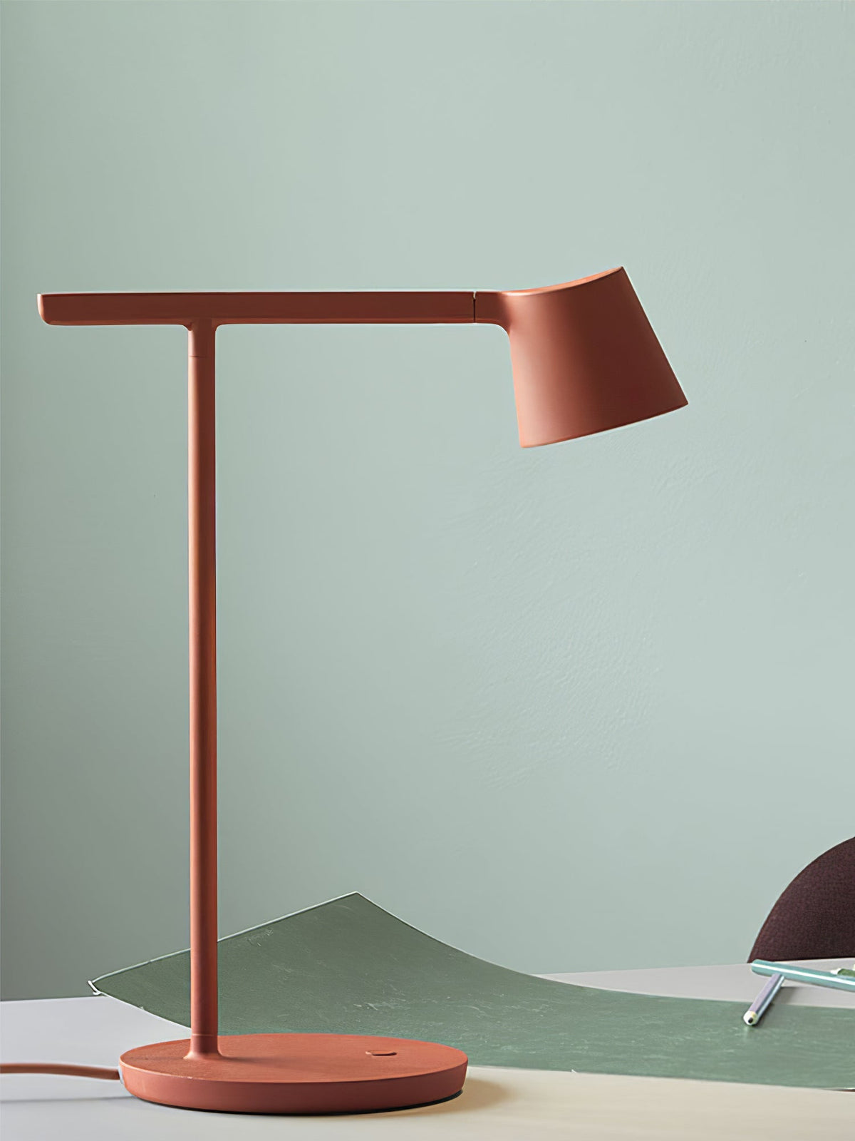 Caelthorne Core lampa stołowa