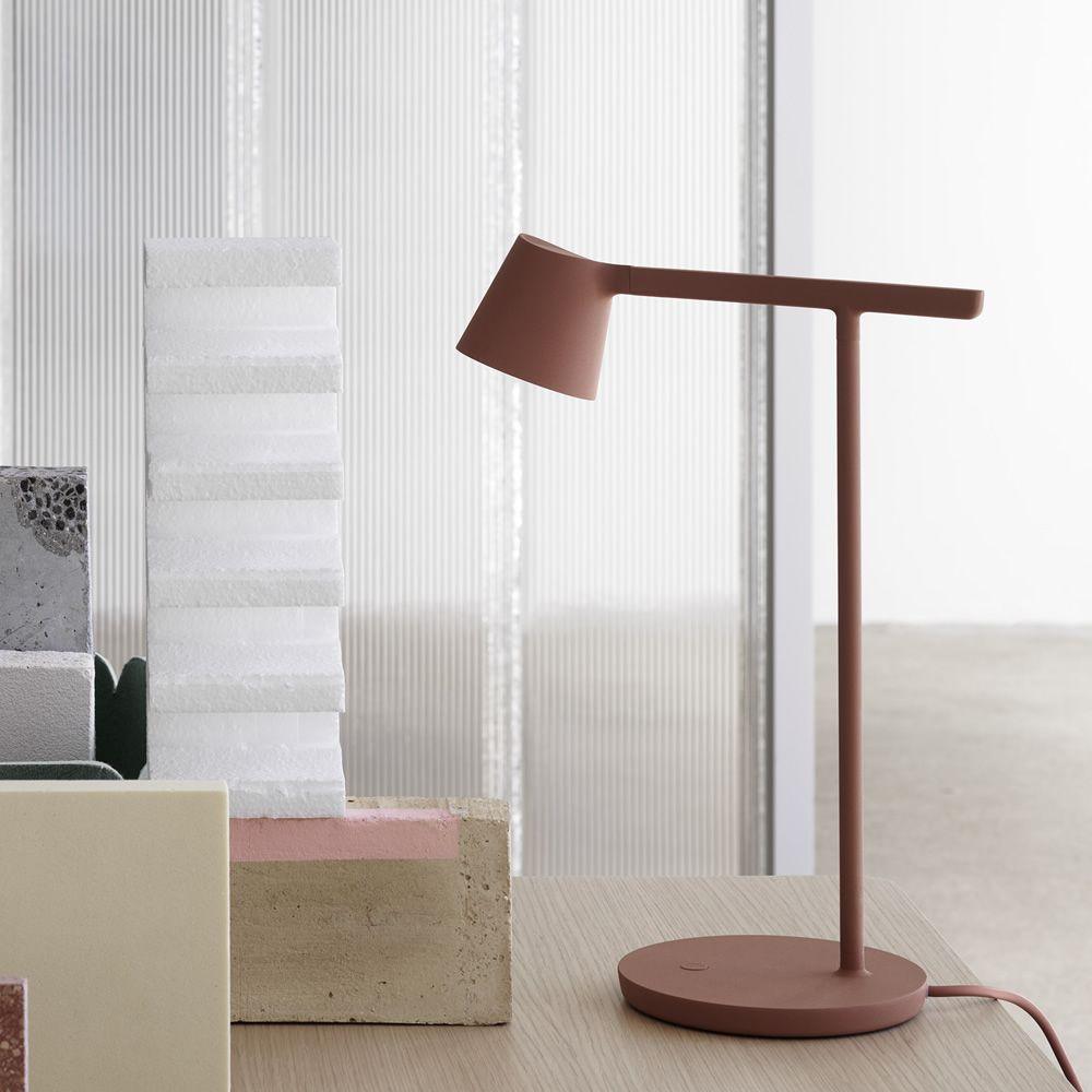 Caelthorne Core lampa stołowa