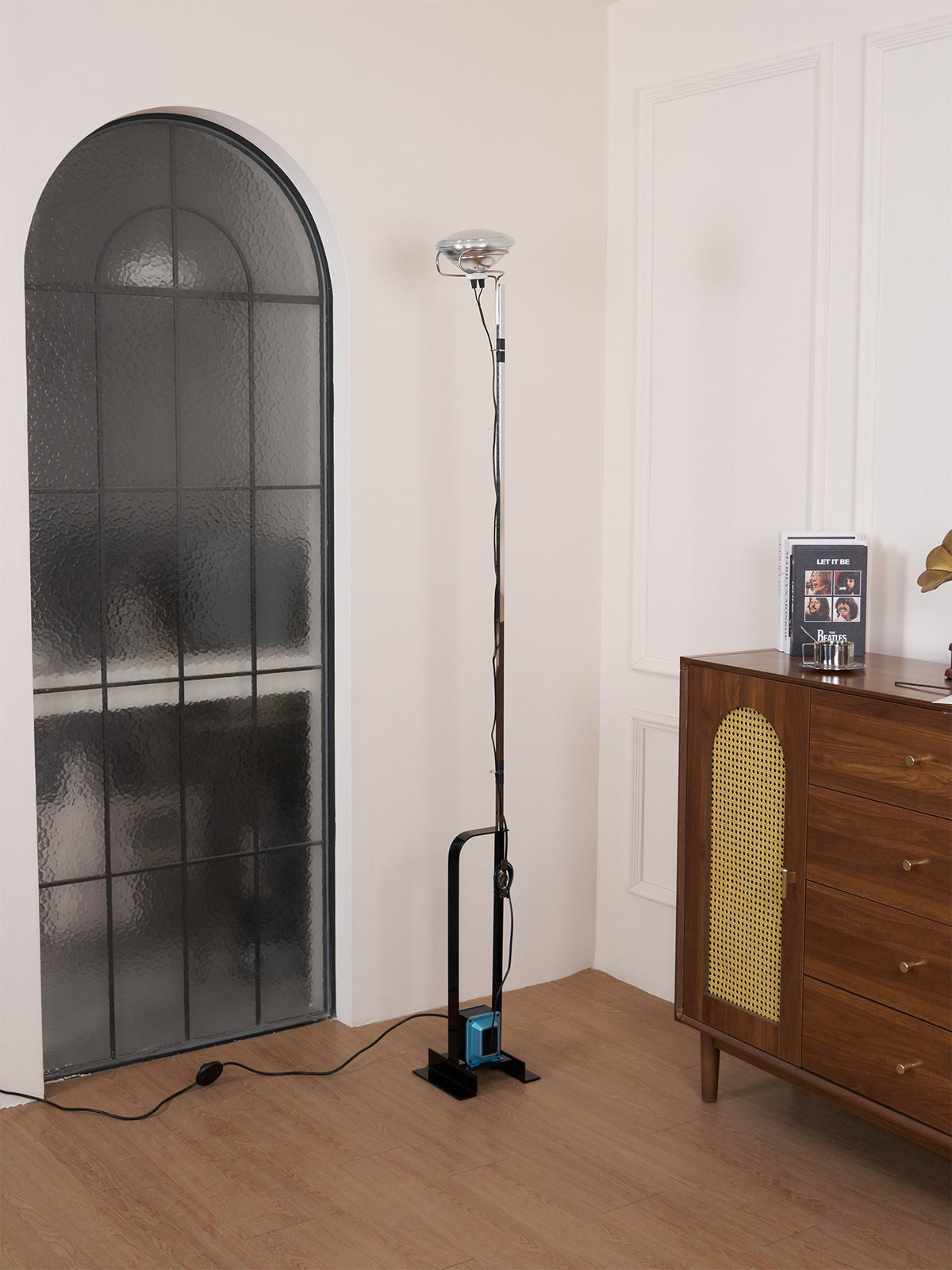 Jiro nowoczesna lampa stojąca