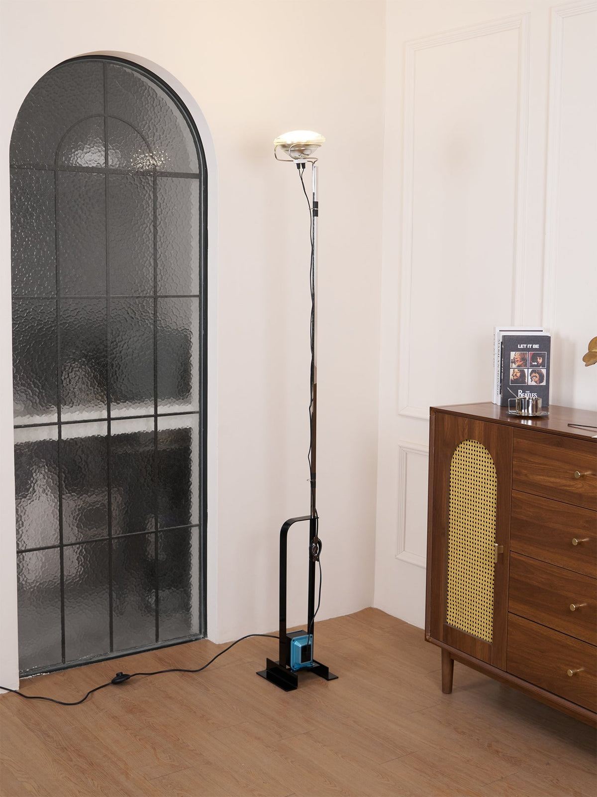 Jiro nowoczesna lampa stojąca