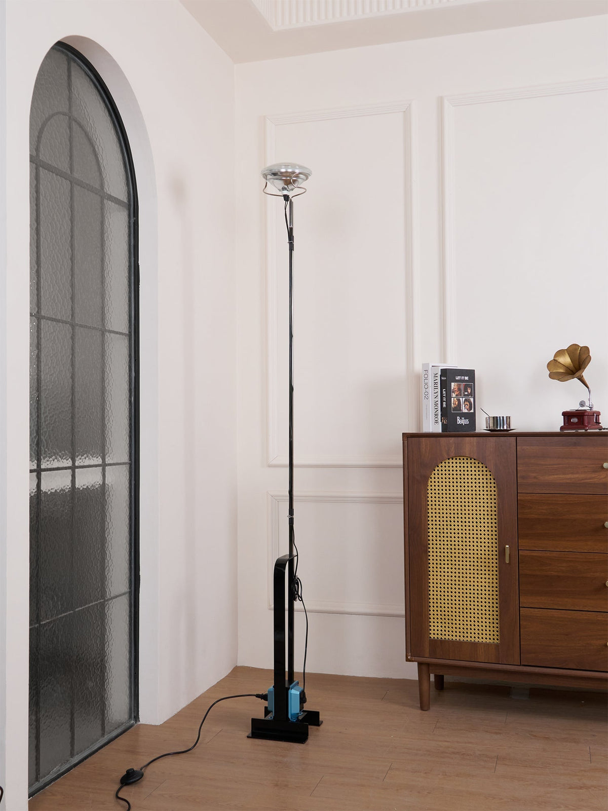 Jiro nowoczesna lampa stojąca