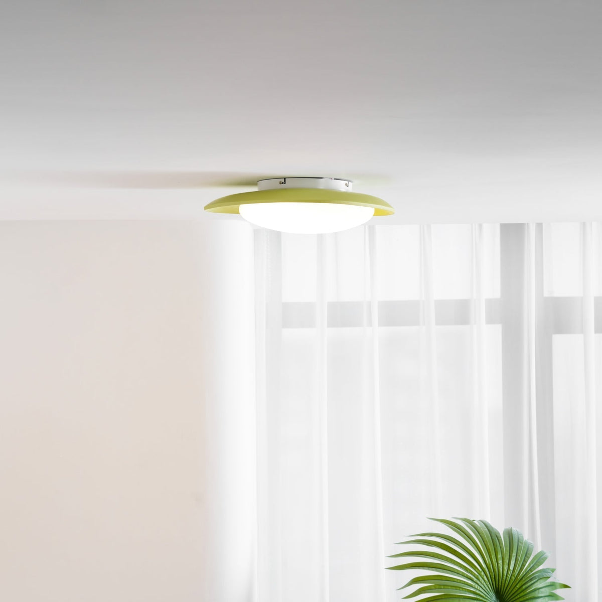 Lampa wisząca Poe z żywicy, kształt owalny, styl nowoczesny i współczesny