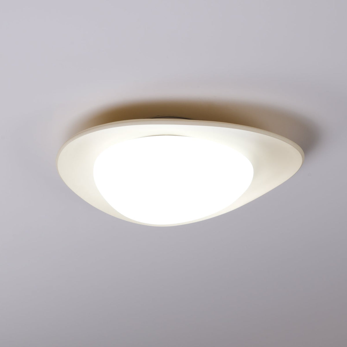 Blex lampa sufitowa w kolorze zielonym z beżowym kształtem kamieni