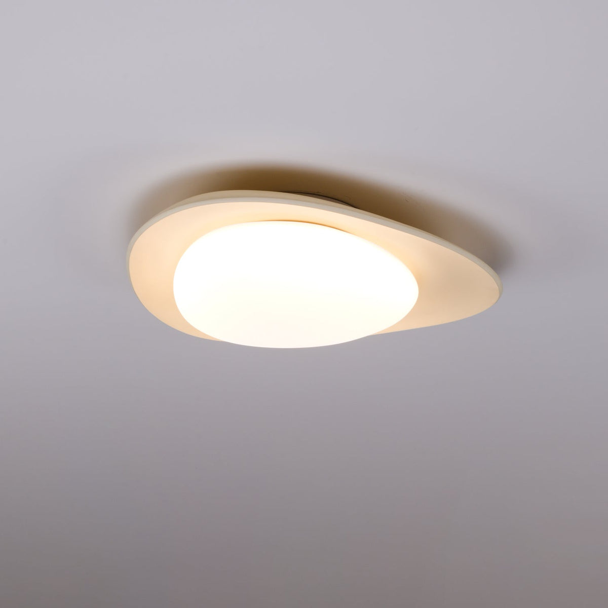 Blex lampa sufitowa w kolorze zielonym z beżowym kształtem kamieni