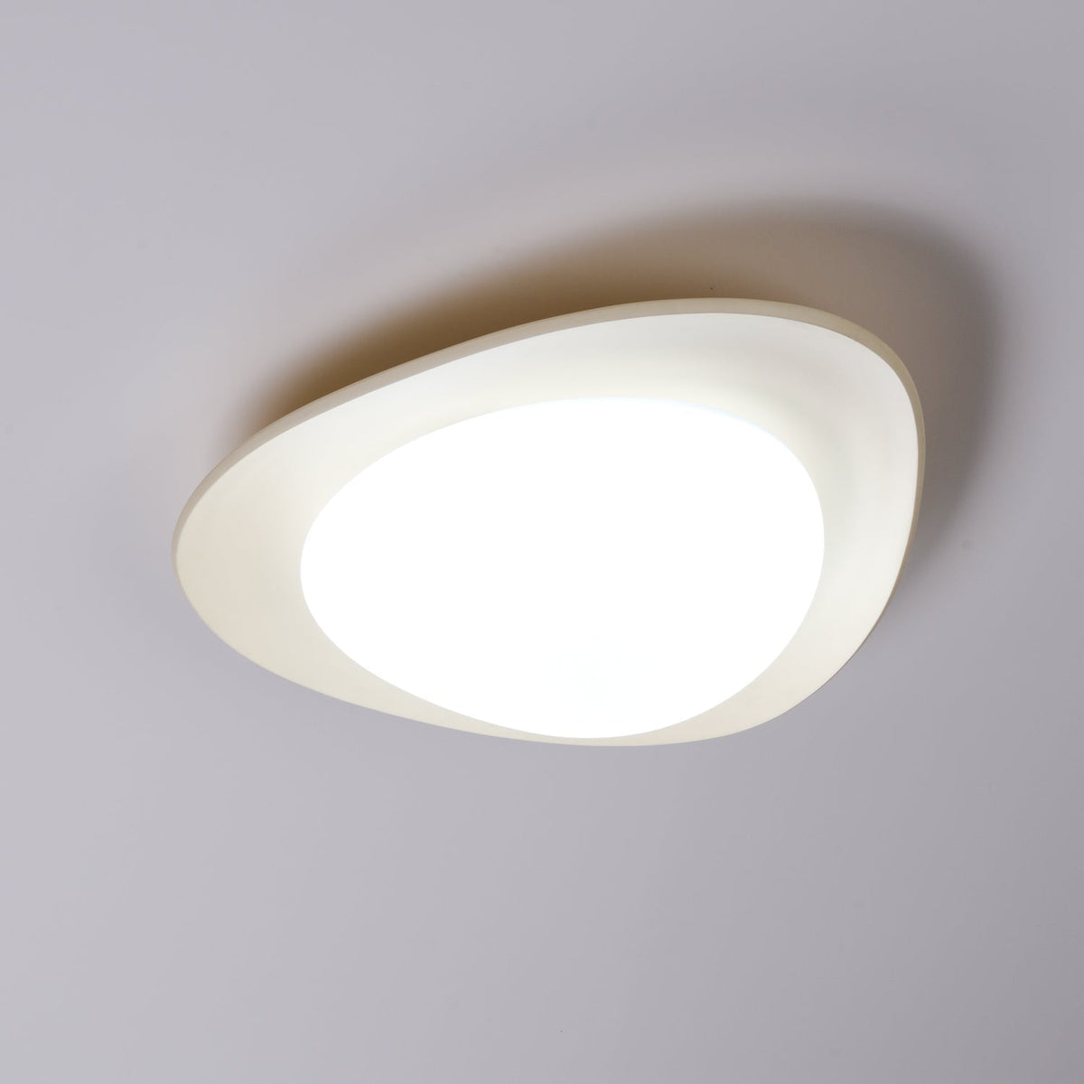 Blex lampa sufitowa w kolorze zielonym z beżowym kształtem kamieni