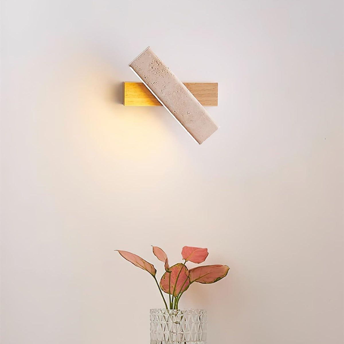 Novra Travertine Rotating Kinkiet