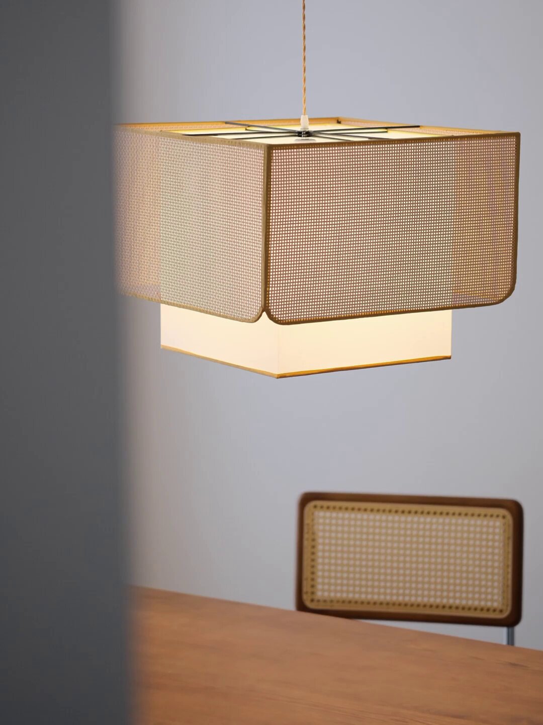 Yarrowford Lampa wisząca z plecionego rattanu
