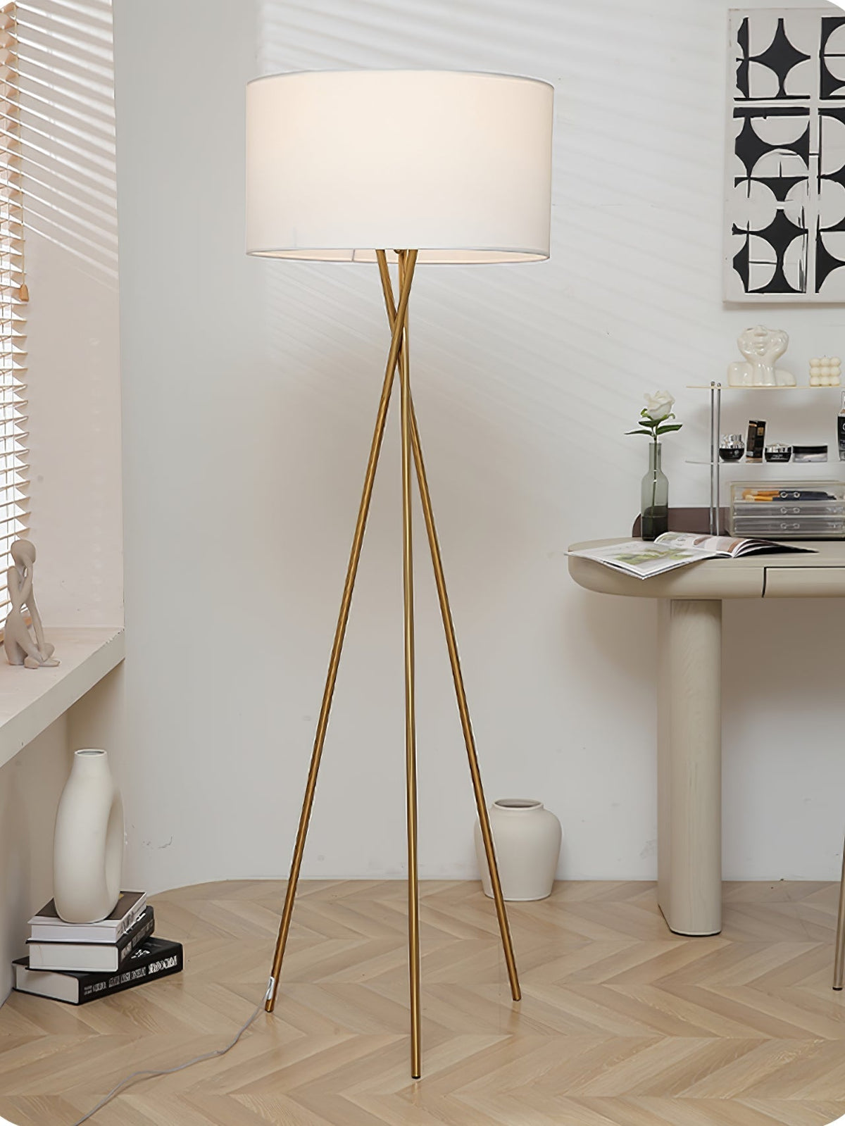 Zander minimalistyczna lampa stojąca z płótna