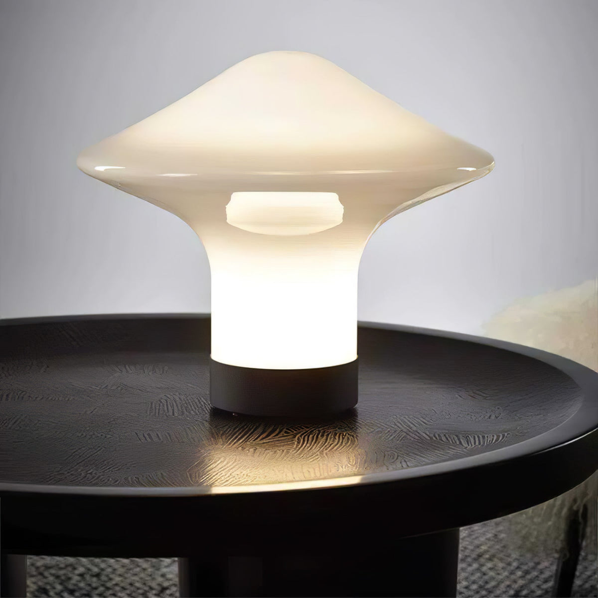 Taura nowoczesna lampa stołowa ze szkła